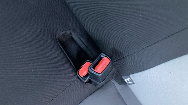 Toyota Yaris 1.5 VVT-i Icon Tech 5dr Petrol Hatchback